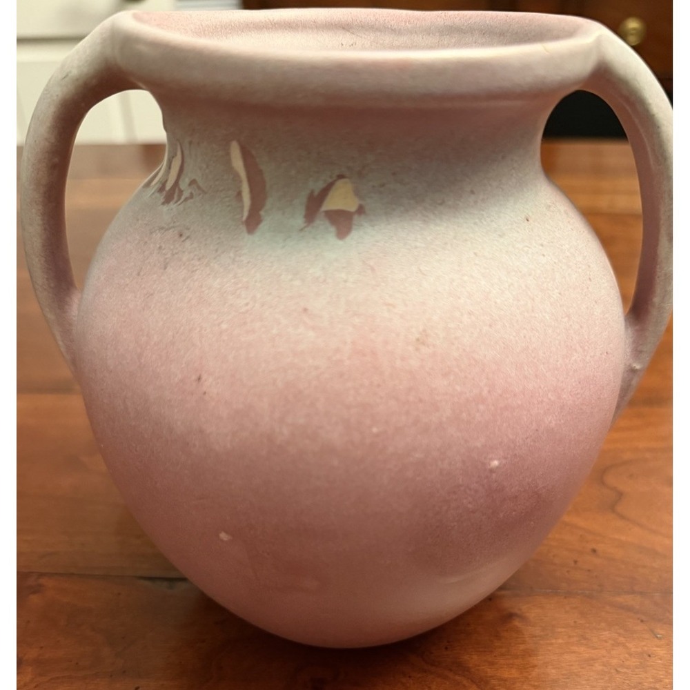 Vintage 1930s Niloak Pottery Hywood Vase Two Handle Matte Pink Green Ombre - Picture 1 of 7